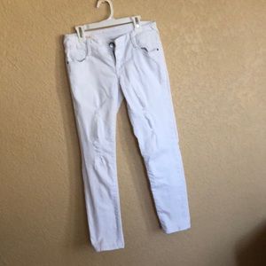 White distressed ankle crop Jeans
